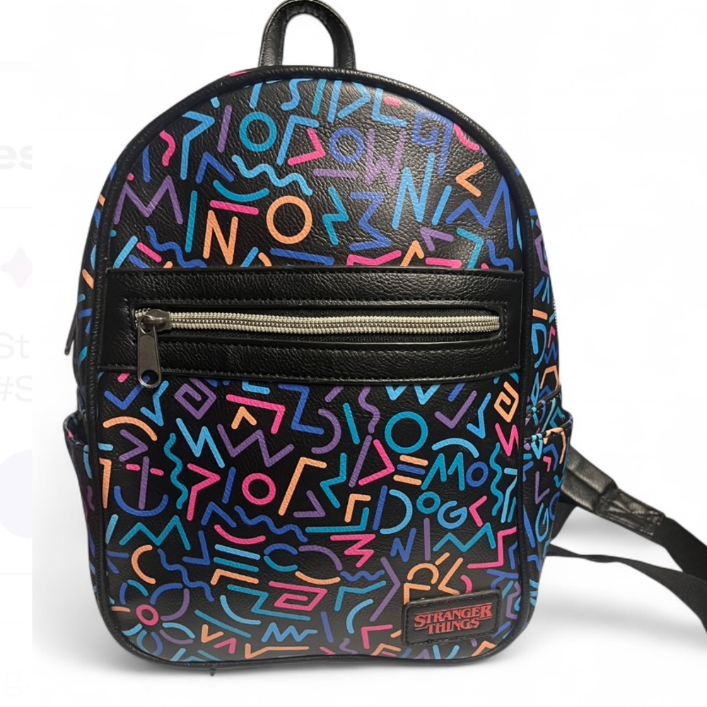 STRANGER THINGS Minni Black Backpack Funko